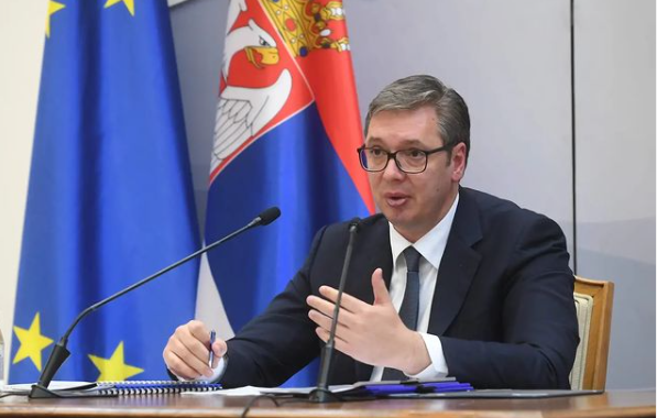 Predsednik Srbije Aleksandar Vučić uputio pismo predsedniku Češke Republike Milošu Zemanu sa najboljim željama za oporavak!