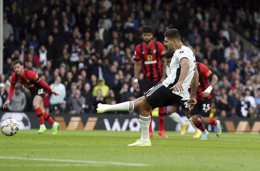 MITROVIĆ PONOVO TRESE MREŽE Srpski napadač doneo bod Fulamu sa bele tačke!