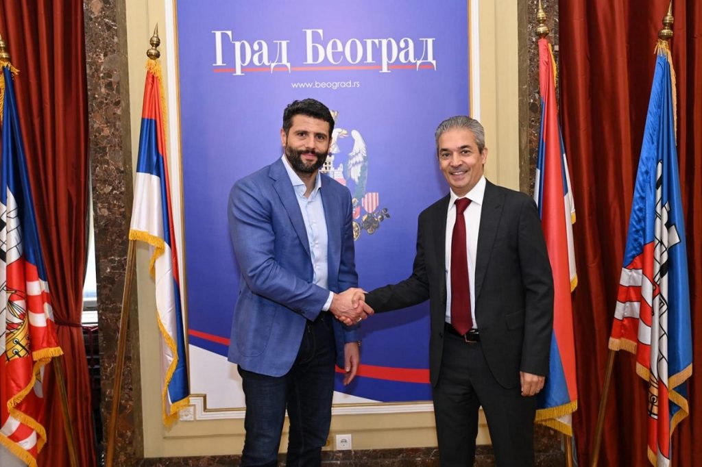 Gradonačelnik Beograda Aleksandar Šapić razgovarao je u Starom dvoru sa ambasadorima Turske, Kipra i Slovačke! (FOTO)