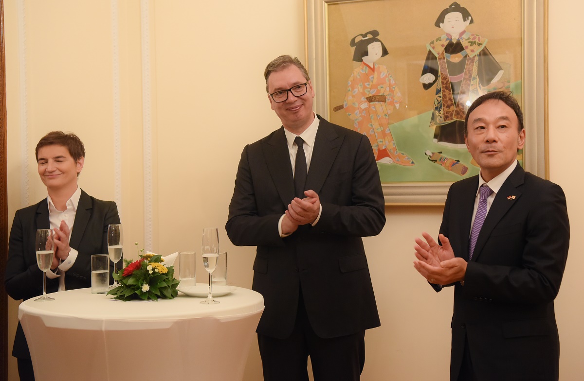 VUČIĆ I BRNABIĆ U AMBASADI JAPANA Obeleženo 140 godina od uspostavljanja prijateljskih odnosa dve zemlje!