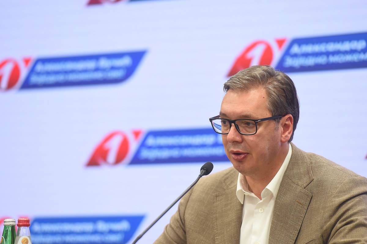 Predsednik Aleksandar Vučić poručuje: Znam ko je mandatar
