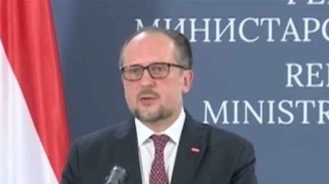 Šef austrijske diplomatije Aleksander Šalenberg izjavio je: „Ilegalna aneksija Krima je „iskonski greh“ rata Rusije protiv Ukrajine!“