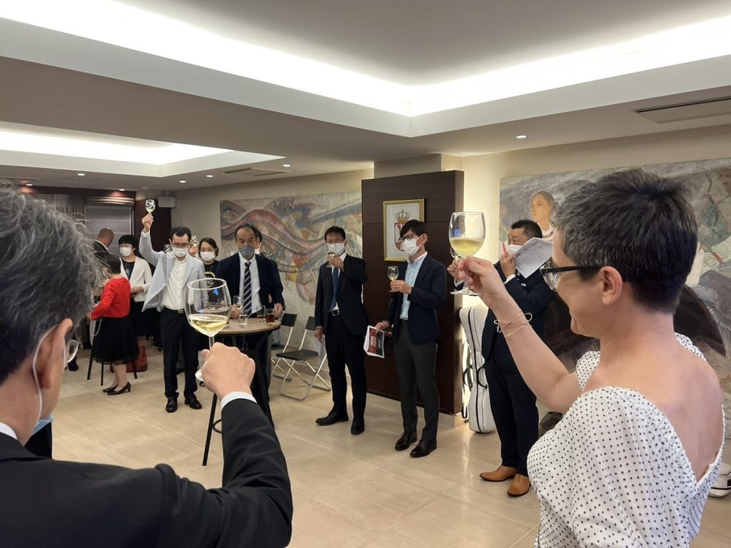 Ambasada Srbije u Tokiju organizovala je koncert povodom obeležavanje 140 godina prijateljstva Srbije i Japana!