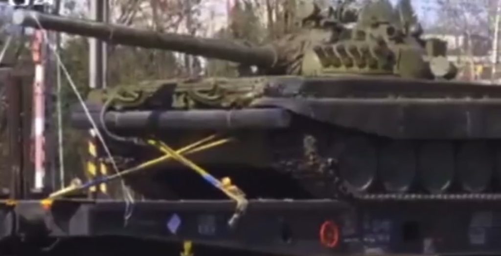 VARŠAVA ĆE POSTATI DEPONIJA ČELIKA: Centar za popravku tenkova biće u Poljskoj