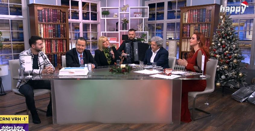 DAČIĆ ZA HAPPY TV: Želeo bih da političari više pevaju umesto što sikću jedni na druge! (FOTO)