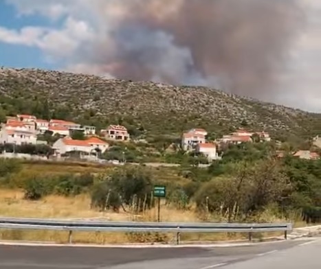 Lokalizovan požar kod Dubrovnika:"Trenutno je situacija dobra