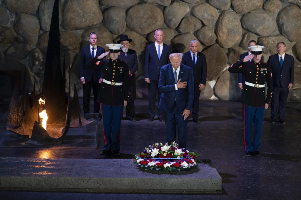 BAJDEN U POSETI IZRAELU Predsednik SAD odao je poštu žrtvama Holokausta!