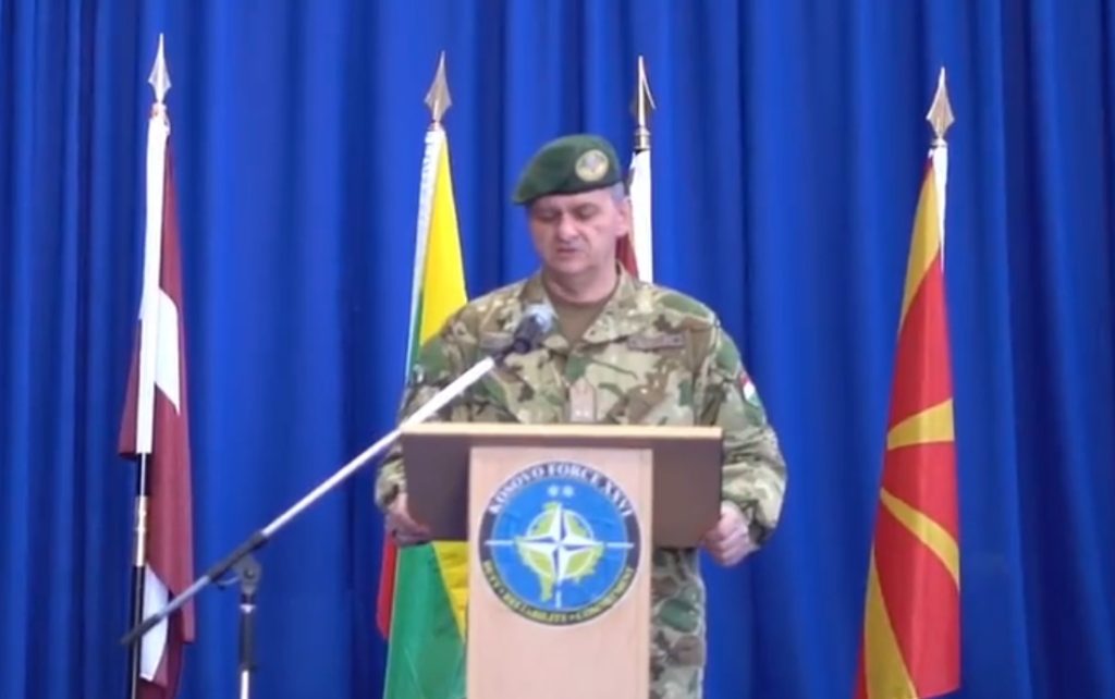 Komandant KFOR-a na Kosovu i Metohiji general major Ferenc Kajari ponovio je da KFOR ostaje fokusiran na svakodnevnu implementaciju mandata baziranoj na Rezoluciji 1244!