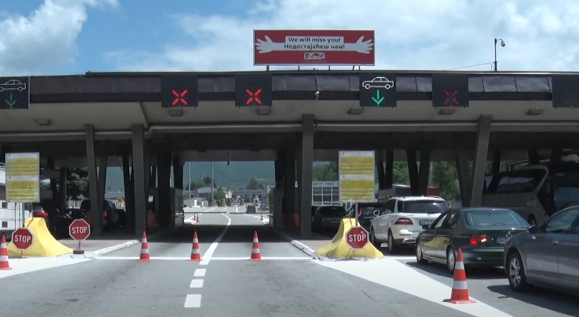 VOZAČI, DANAS IMATE SREĆE: Na Batrovcima, Horgošu i Preševu čeka se 2 sata, evo kako je na teretnim terminalima!
