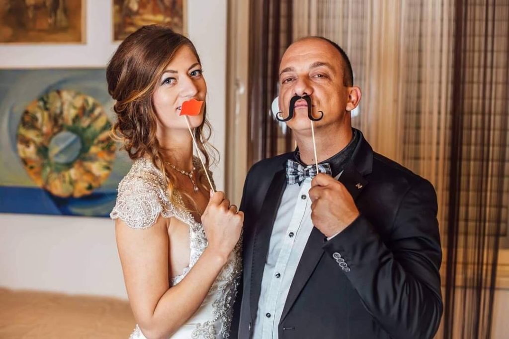 53. PRAZNIK MIMOZE U HERCEG NOVOM: Priča o ljubavi koja poručuje „Maškare mogu sve“! (INTERVJU/FOTO)