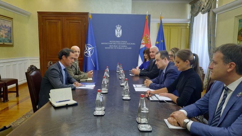DAČIĆ SE SASTAO SA KOLOMINOM: Razgovarali o bezbednosnoj situaciji na KiM i partnerskoj saradnji Srbije i NATO