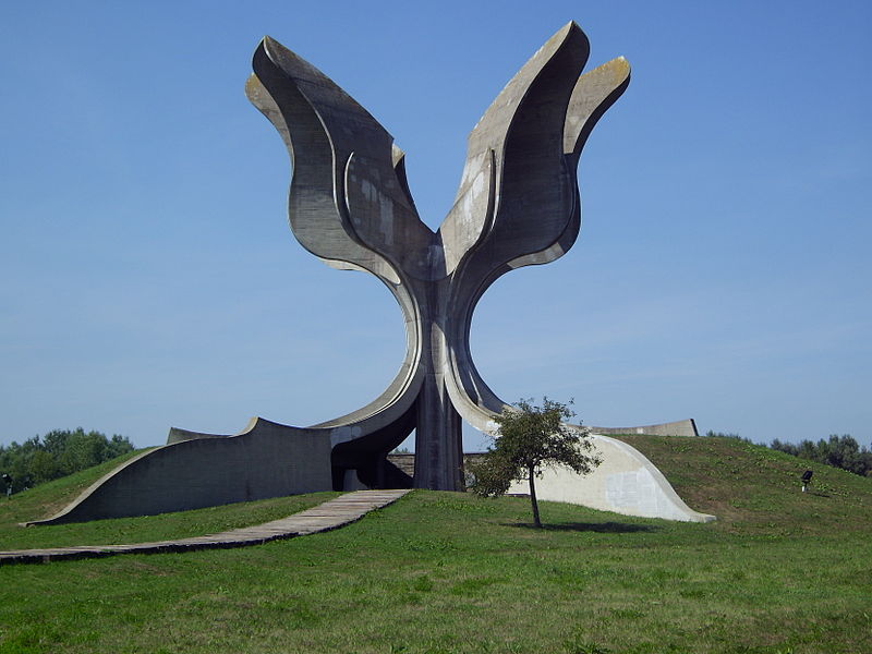 VRAĆEN PROGRAM ŠKOLSKIH EKSKURZIJA: Đaci iz Srbije idu u posetu logoru Jasenovac, posle skoro 30 godina
