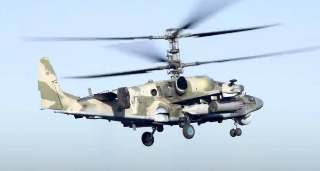 „ALIGATOR“ NA BOJNOM POLJU Ministarstvo odbrane Rusije objavilo snimak na kom Ka-52 uništava ukrajinske položaje (VIDEO)
