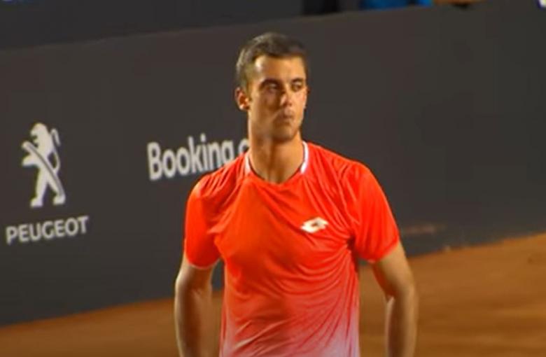 Srpski teniser Laslo Ðere poražen je od Stena Vavrinke (6:4