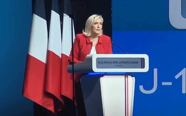 PRVE IZLAZNE ANKETE: Stranka Marin Le Pen pobedila na izborima u Francuskoj, ali ostala bez većine