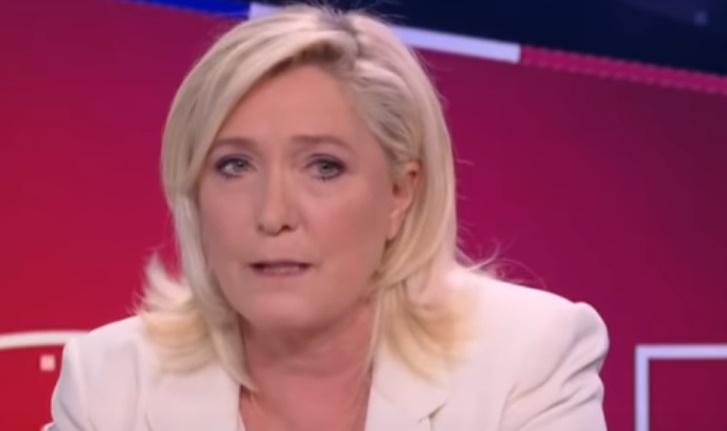 SKANDAL TRESE FRANCUSKU: Napadnuta Makronova protivnica Marin le Pen