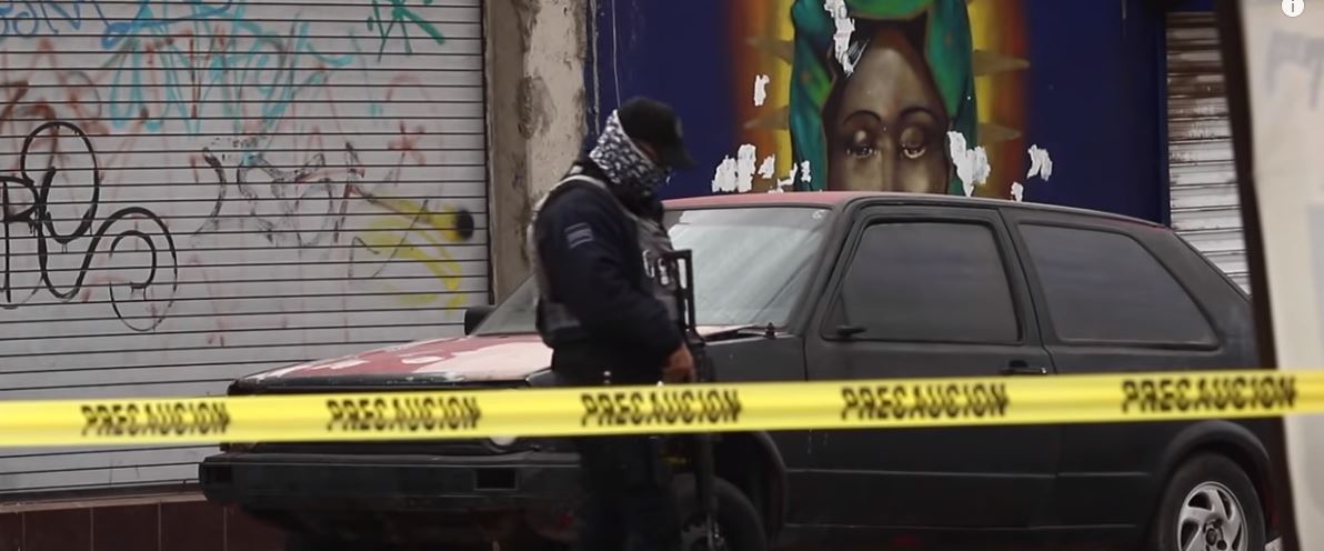 STRAVIČAN NAPAD U MEKSIKU: Naoružana grupa pucala na učenike i 65-godišnju prolaznicu