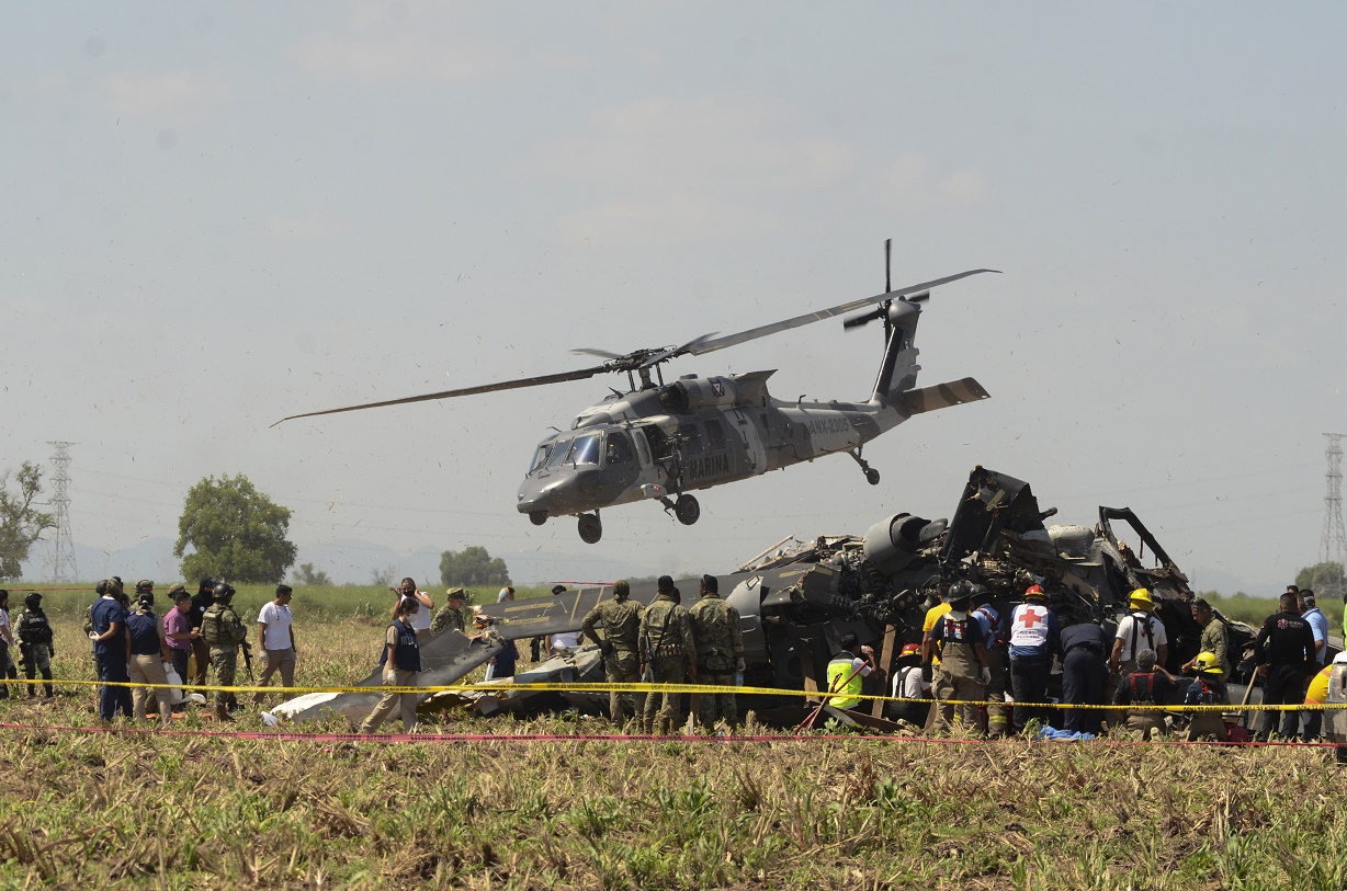 NESREĆA U MEKSIKU 14 ljudi je poginulo prilikom pada vojnog helikoptera
