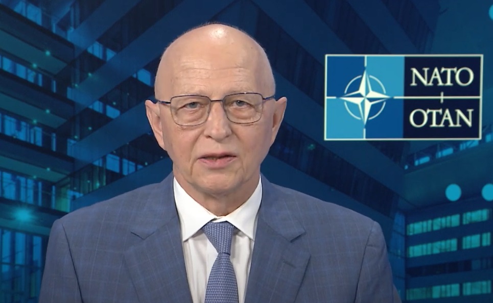 Zamenik generalnog sekretara NATO Mirčea Džoana poručuje: "KFOR ostaje na oprezu i spreman je da interveniše ukoliko stabilnost bude ugrožena"
