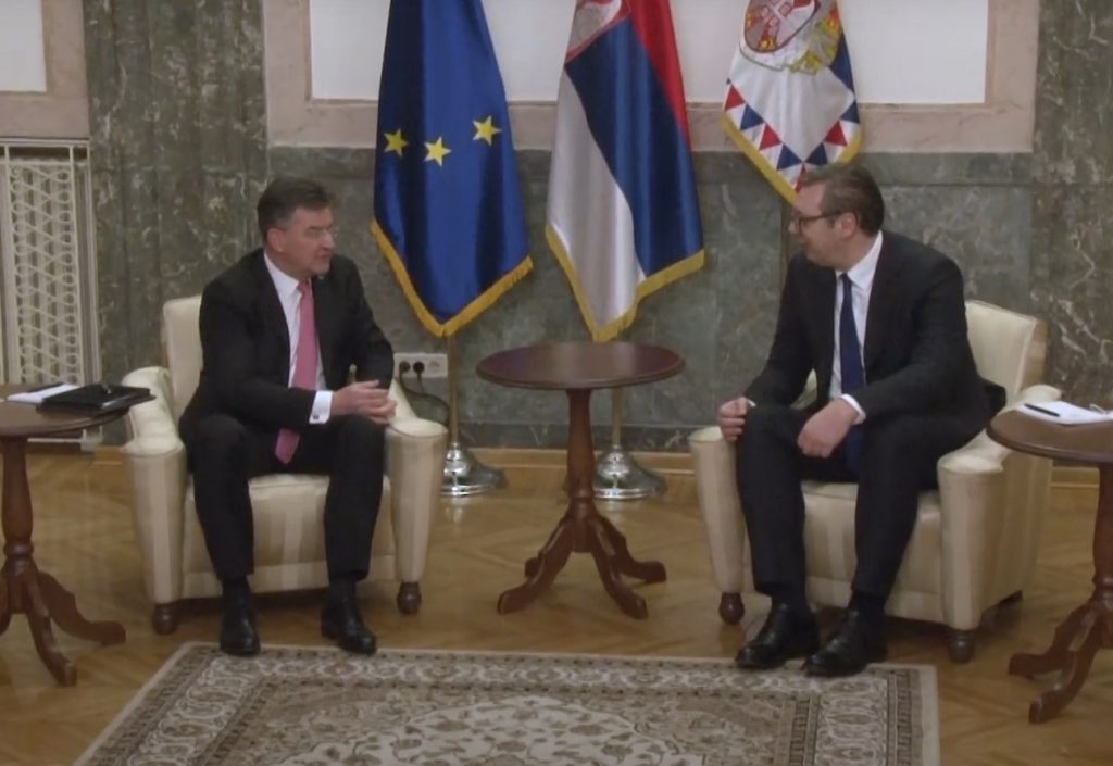Predsednik Srbije Aleksandar Vučić sastaće se u sredu sa specijalnim predstavnikom EU Miroslavom Lajčakom!