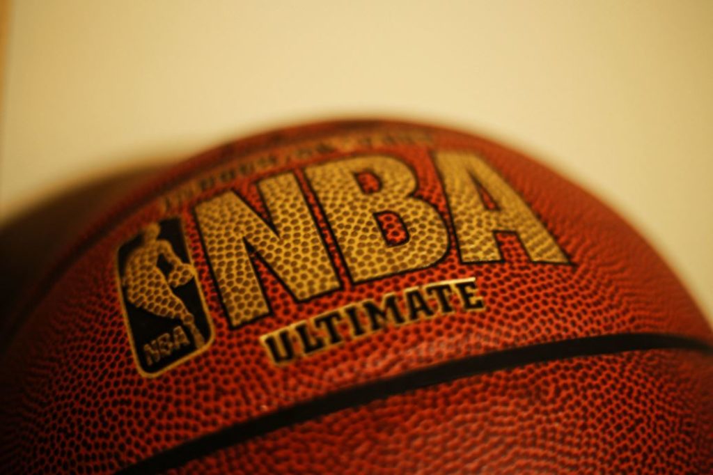 ANTIVAKSERI U PROBLEMU: Nevakcinisanim NBA igračima preti i zatvor, ako prekrše pravila