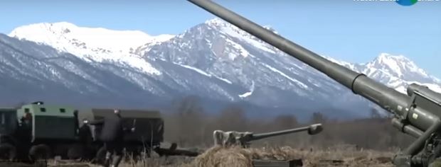 MALKA RAZVALJUJE UKRAJINSKE POLOŽAJE:  Modernizovan jedan od najmoćnijih topova u svetu (VIDEO)