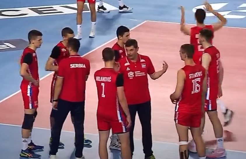MEDALJA IZMAKLA U PETOM SETU Odbojkaška reprezentacija Srbije za igrače do 18 godina poražena je od Bugarske u meču za treće mesto Evropskog prvenstva!