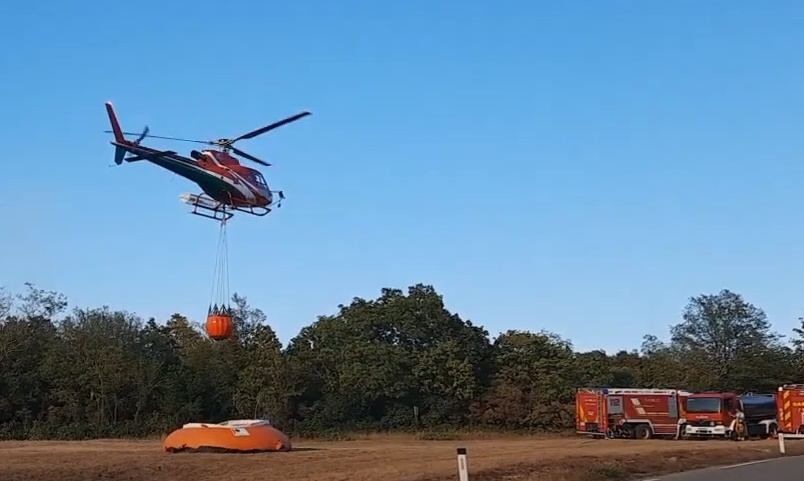 POŽAR NA GRANICI SLOVENIJE I ITALIJE Više od 180 vatrogasaca se bori sa vatrenom stihijom