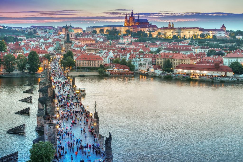 U Pragu Evropska politička zajednica okuplja Evropu: Šefovi država i vlada sastaće se u četvrtak!