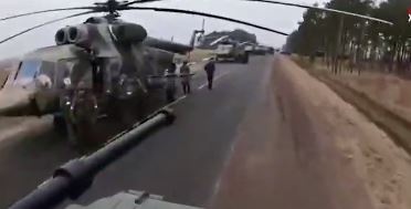 SPECIJALNO: SNIMAK PRVOG DANA OPERACIJE U UKRAJINI! Ruske snage zauzele aerodrom kod Kijeva, za samo osam minuta piloti potisnuli sve identifikovane lokacije ukrajinske vojske (VIDEO)