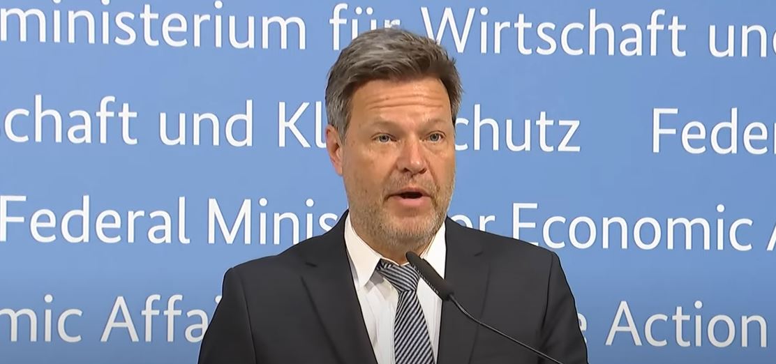 Nemački ministar ekonomskih poslova Robert Habek upozorava: "Nema pokazatelja koji govore protiv ekonomskih odnosa sa Kinom