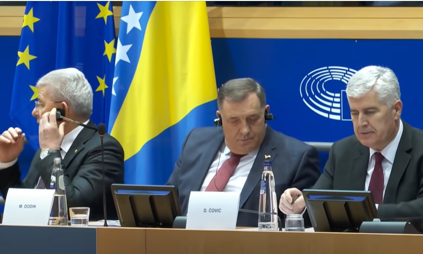 NEUTRALNOST JE CILJ REPUBLIKE SRPSKE Milorad Dodik naveo je da krah spoljne politike BiH evidentan!