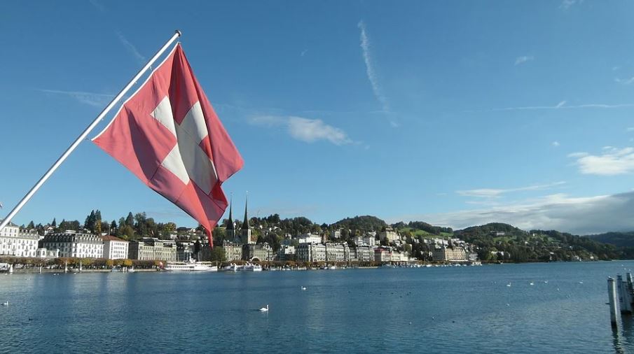 PRVI PUT U ISTORIJI: Švajcarska se ODRIČE NEUTRALNOSTI zbog RUSIJE