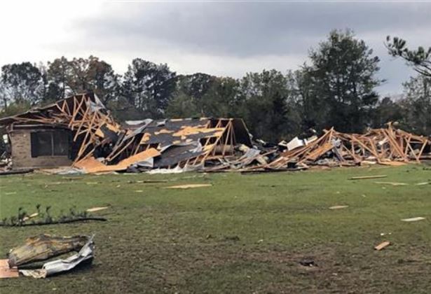 TORNADO POGODIO TEKSAK I OKLAHOMU: Ima mrtvih