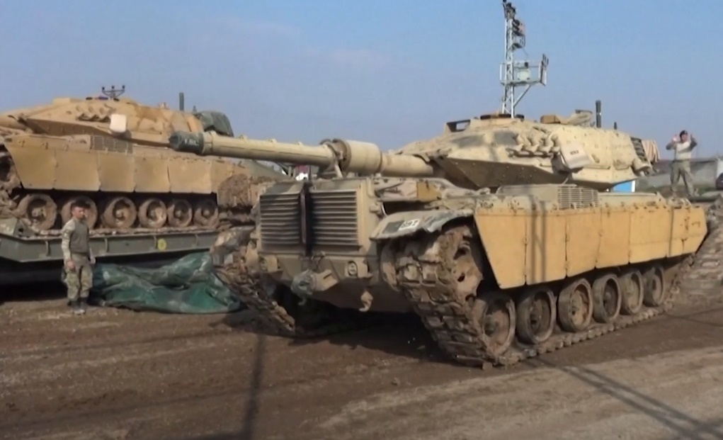 Turska je rasporedila tenkove i oklopna vozila na području severozapadne Sirije u pokušaju da zaustave sukobe između rivalskih pobunjeničkih frakcija!