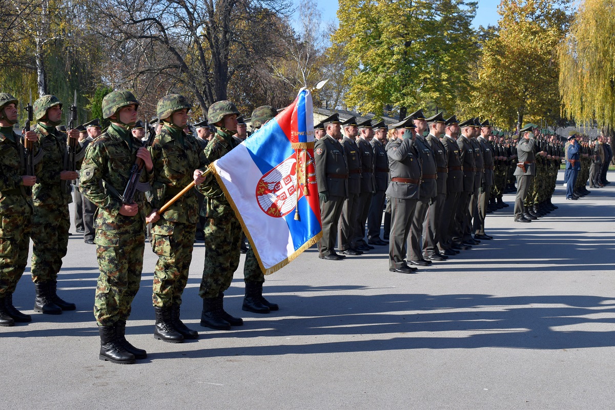 U kasarni "Jugovićevo" u Novom Sadu obeležen je Dan Prve brigade kopnene vojske! (FOTO)