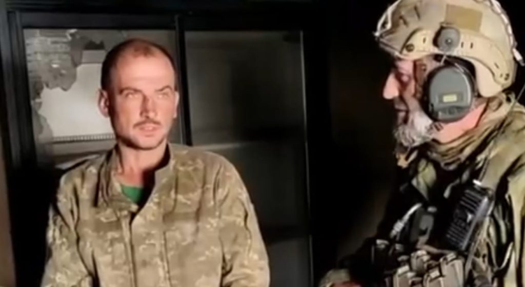 „KAVKASKO GOSTOPRIMSTVO“ ZAROBLJENICIMA Lider Čečenije Ramzan Kadirov poručio je: „Kada se Ukrajinski vojnici predaju, mržnju naših boraca prema neprijateljima odmah zamenjuje dobrota!“ (VIDEO)