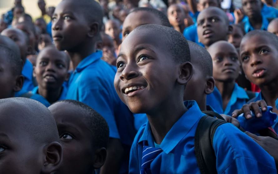 ZLOČIN KOJI JE ŠOKIRAO AFRIKU: Deca koja ubijaju ljude na spavanju i žene koje ih ohrabruju