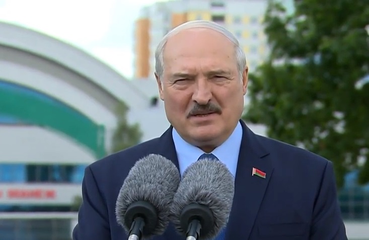 LUKAŠENKO NE KRIJE DA JE VISOK STEPEN OPREZNOSTI U TOKU: "U Belorusiji na snazi pripravnost od mogućeg napada Zapada!"