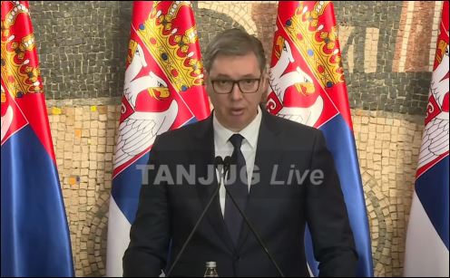 VUČIĆ PODELIO ORDENJE: Želimo SRETENJSKU Srbiju. Neka živi Srbija! (FOTO)