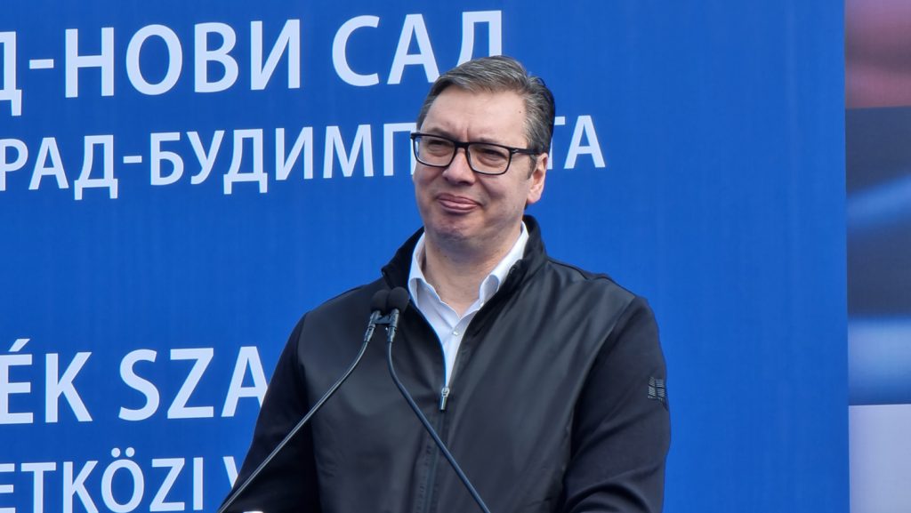 Predsednik Vučić čestitao Lazaru Filipoviću na osvojenoj bronzanoj medalji!