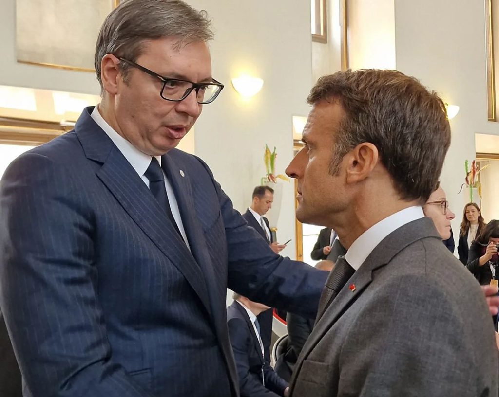 PREDSEDNIK VUČIĆ UŽIVO IZ PARIZA: „Očekujem posetu Makrona početkom sledeće godine!“ (FOTO)