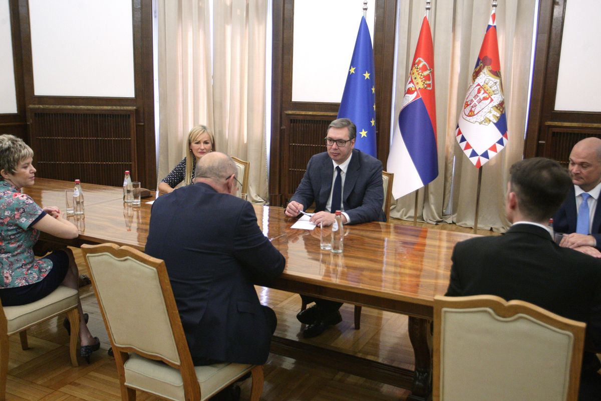 NASTAVLJENE KONSULTACIJE O MANDATARU! Vučić se sastao sa predstavnicima Saveza vojvođanskih Mađara