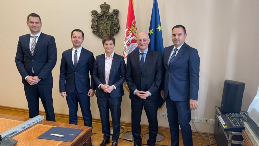 ANA BRNABIĆ SA DELEGACIJOM ASTRA ZENEKE: Velika šansa za našu naučnu zajednicu da se uključi u istraživačko-razvojne projekte