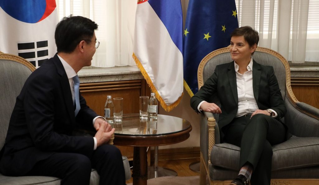 ANA BRNABIĆ SA AMBASADOROM KOREJE: Razvoj saradnje u ekonomiji i IT industriji