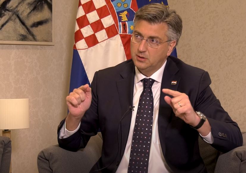 PLATE U KOMŠILUKU: Plenković podigao minimalnu platu sa 700 na 840 eura