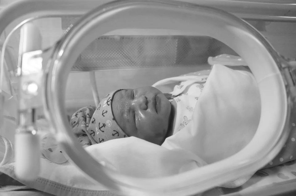 AKO DANAS JOŠ UVEK NISTE ČULI NIŠTA LEPO, OVO ĆE VAS RAZNEŽITI: U Kliničkom centru Vojvodine prvi put rođene ČETVORKE