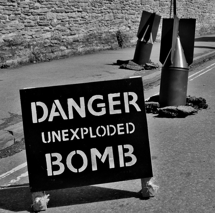 DRAMA U ENGLESKOJ: Eksplodirala BOMBA iz Drugog svetskog rata (VIDEO)