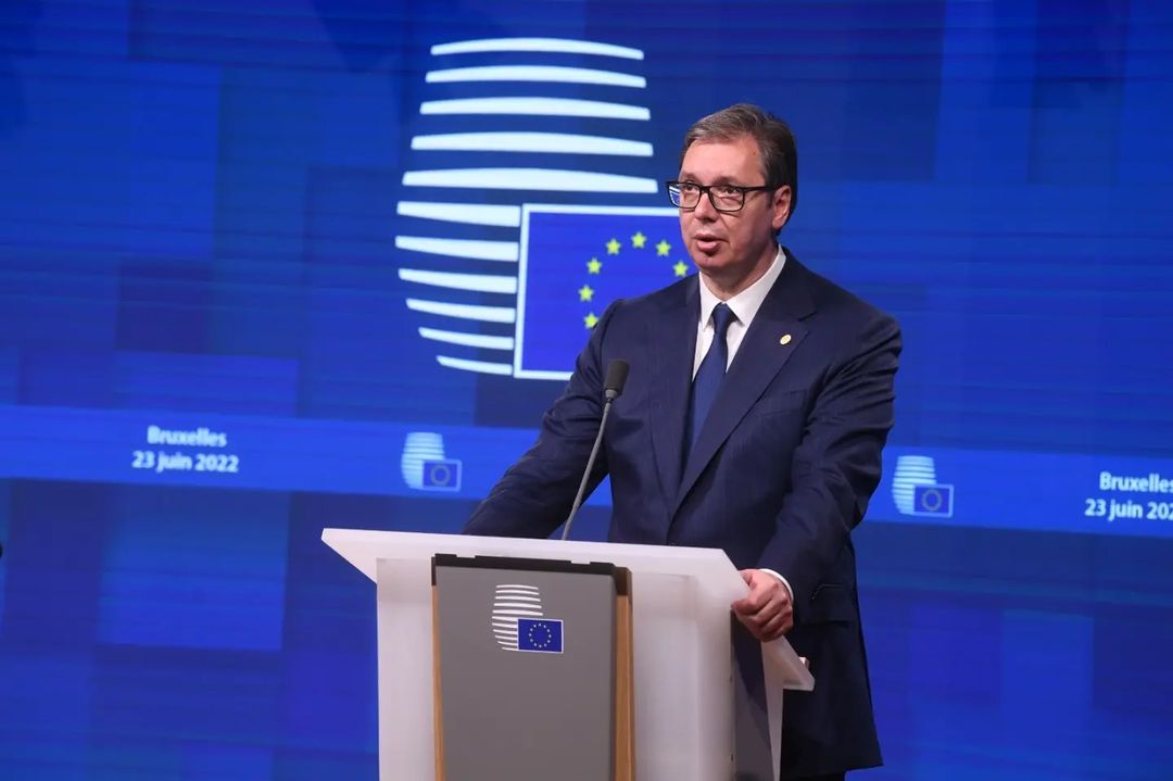 BUDUĆNOST JE U NAŠIM RUKAMA! Vučić objavio video sa samita u Briselu (VIDEO)