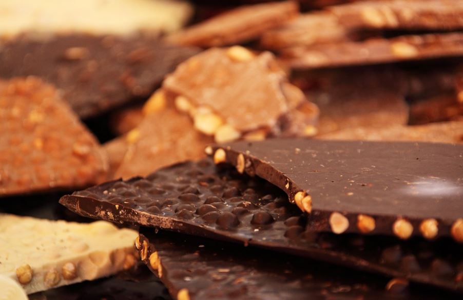 Pet VELIKIH promena u organizmu: Crna čokolada smanjuje stres i pospešuje zdravlje srca